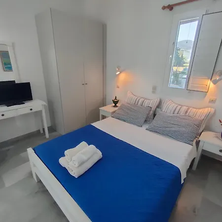 Kikis Sea View And Veranda Drios