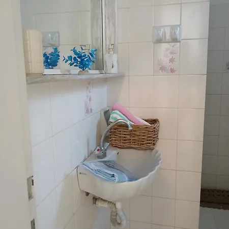 Kikis Sea View And Veranda * Drios