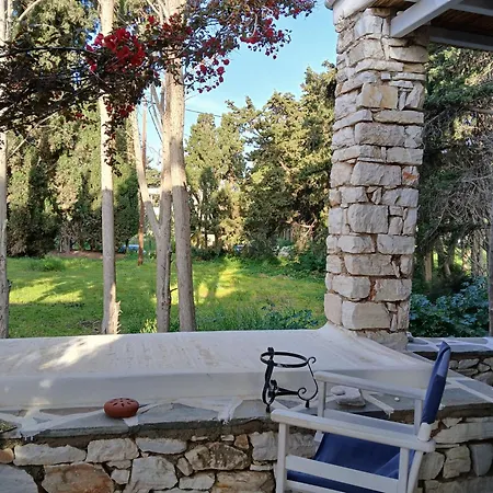 Kikis Sea View And Veranda