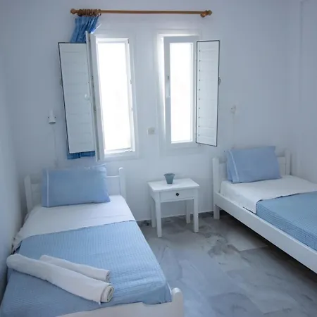 Kikis Sea View And Veranda Apartment *